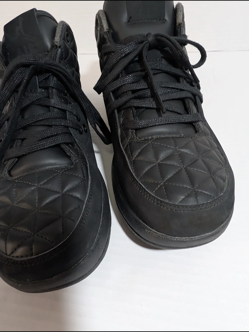 Nike Air Jordan Clutch Black Quilted Size 9  845043-010
